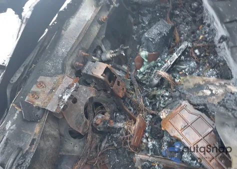 2004 Cadillac Deville Standard z USA, uszkodzony, nr VIN 1GEEH00Y94U500149